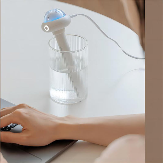 oriday humidifier is a must-have for bedrooms and air-conditioned rooms. Small mini cute charging portable silent car