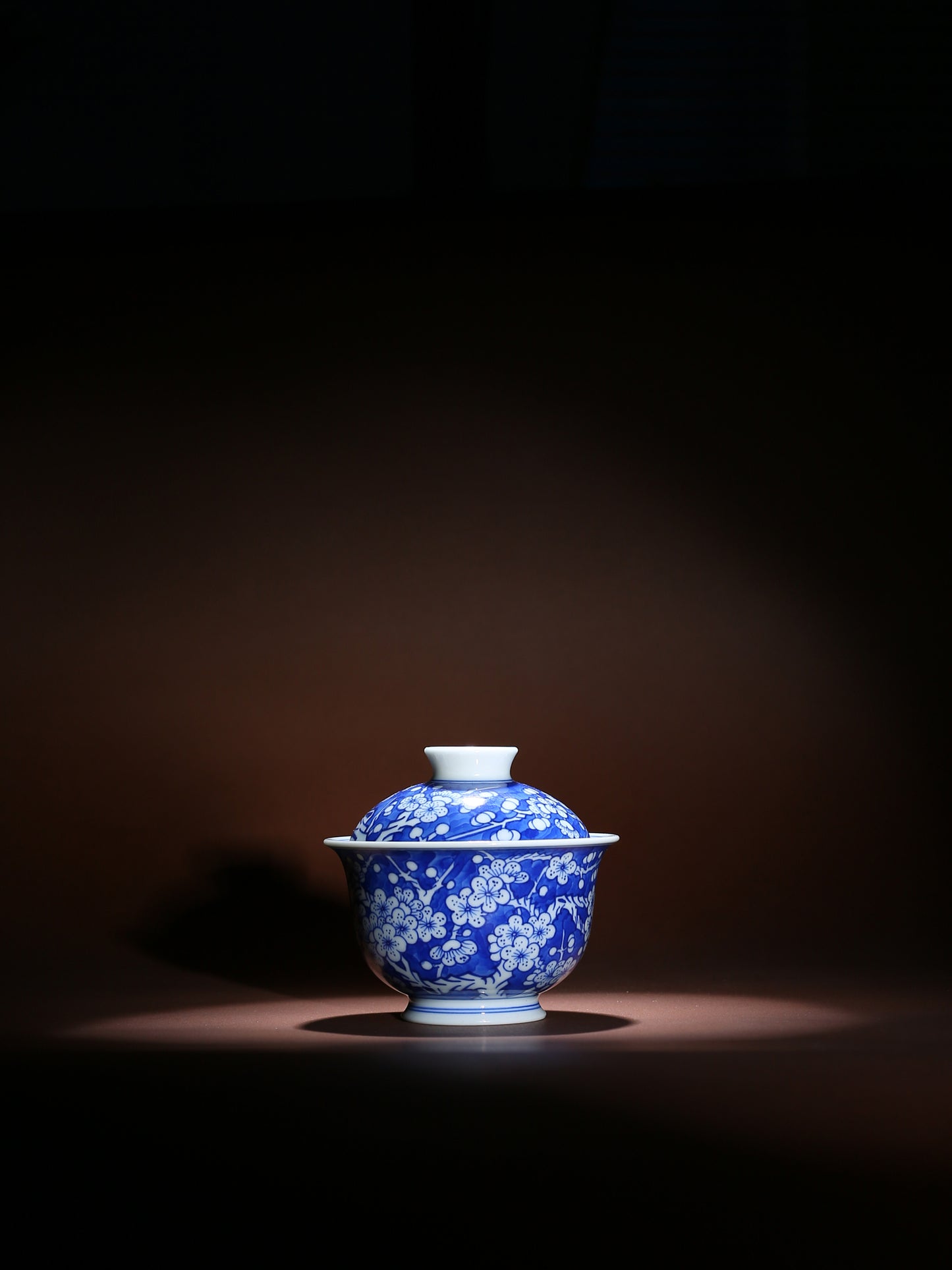 Oriday Hand-Painted Blue Plum Lidded Tea Cup | Antique-Style Ceramic Tea Set | Heat-Resistant Single Tea Bowl