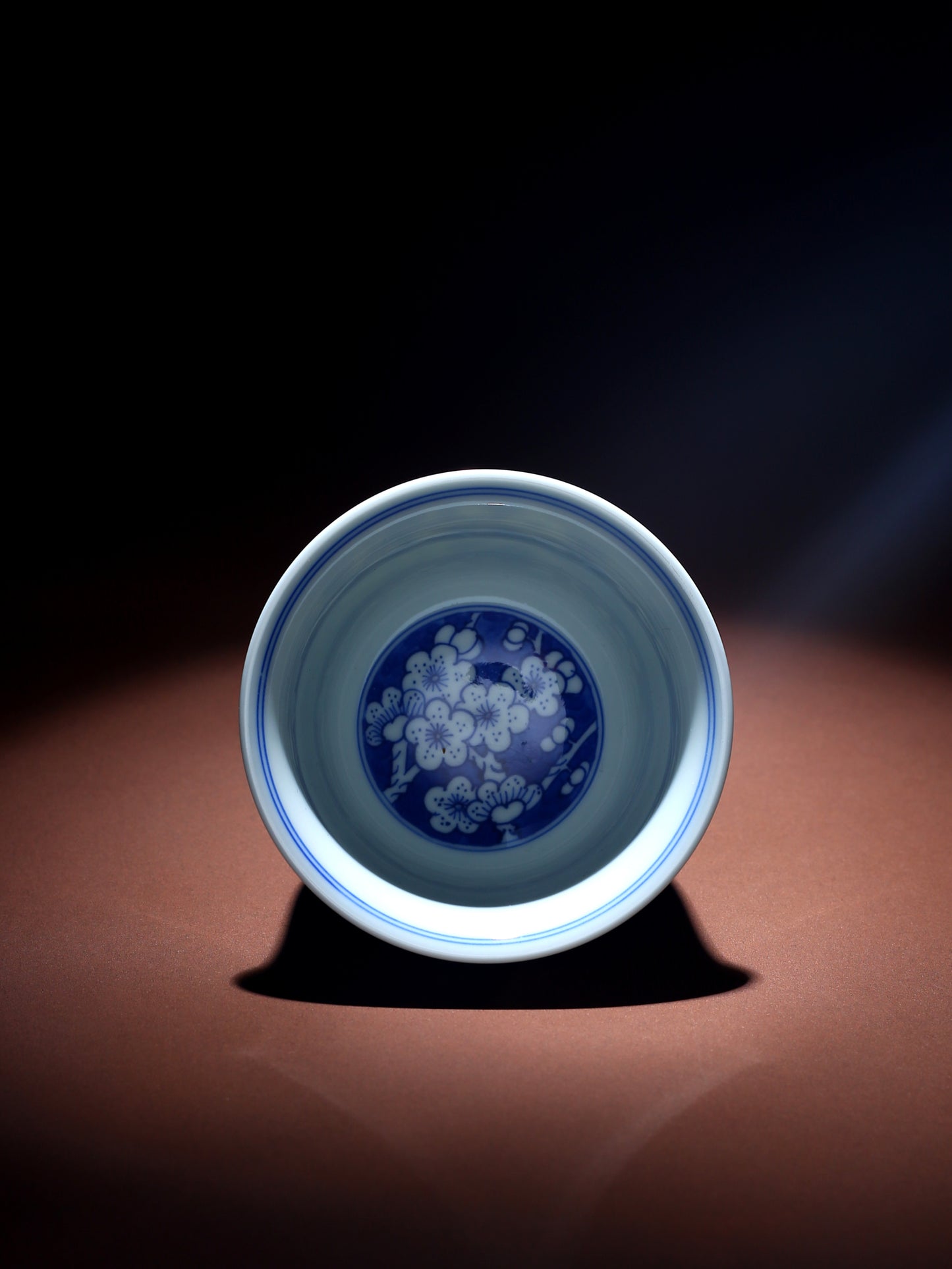Oriday Hand-Painted Blue Plum Lidded Tea Cup | Antique-Style Ceramic Tea Set | Heat-Resistant Single Tea Bowl