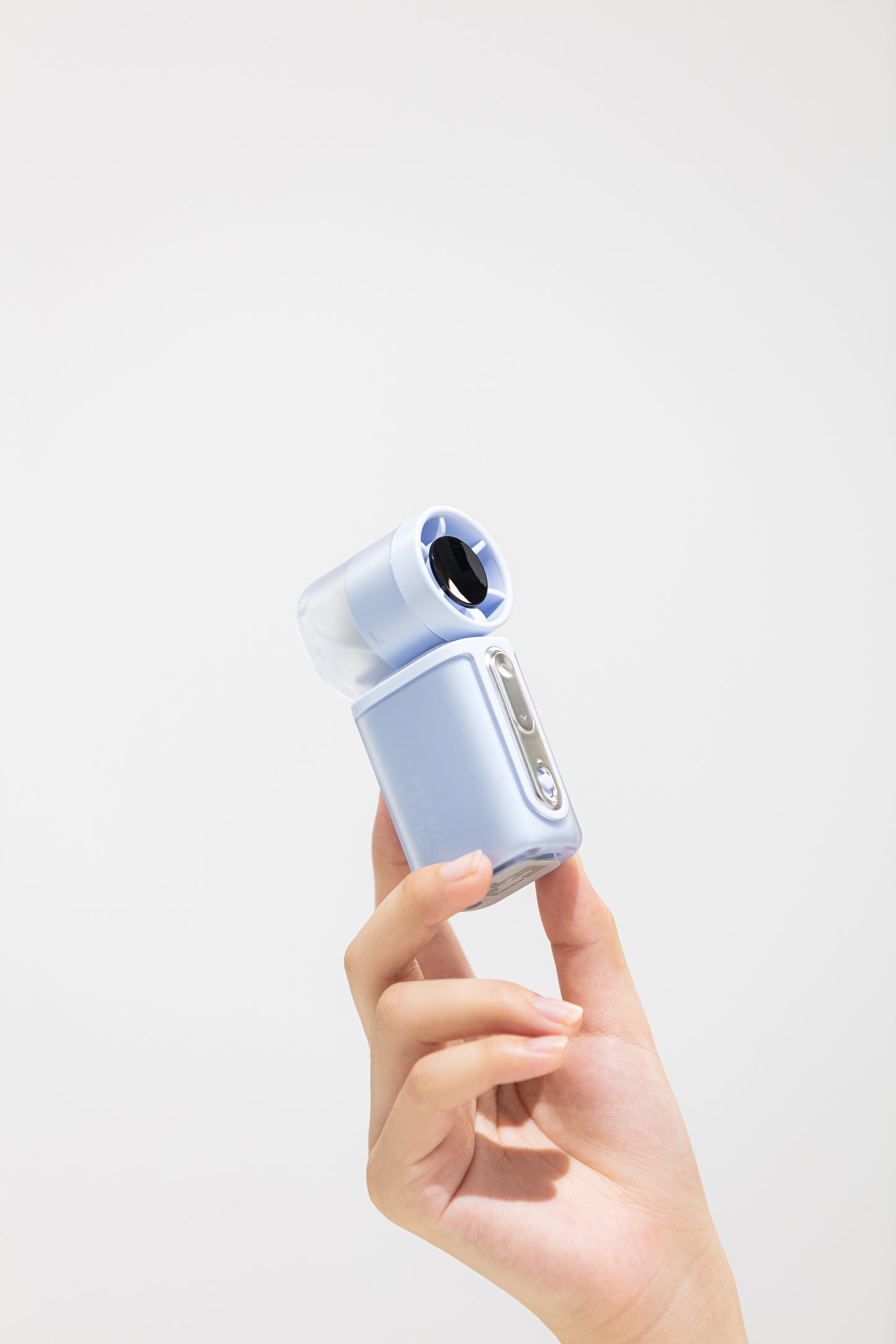 Oriday手持迷你高速風扇四檔精准控風靜音113g輕盈外出便攜3000mAhType-C快充長續航ABS耐用